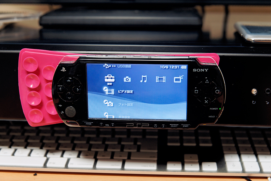 ��ƒ��̃r�f�I�v���C���[����ɂ��邱�Ƃ�����PSP�����̒ʂ�