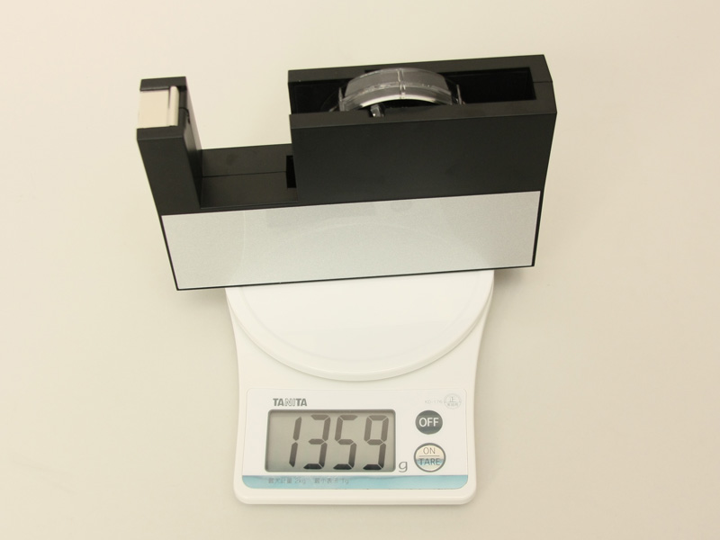 �d�ʂ�1,359g�B���芴������