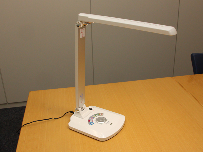 �n�C�u���b�hLED�Ɩ� SL-380