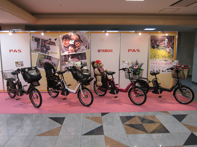 2012�N���f���ł́A�q�悹�Ή���4�@�킪�o�ꂵ��