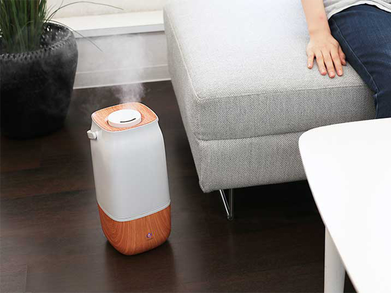 阪和、取っ手つきで持ち運びやすいアロマ加湿器 - 家電 Watch