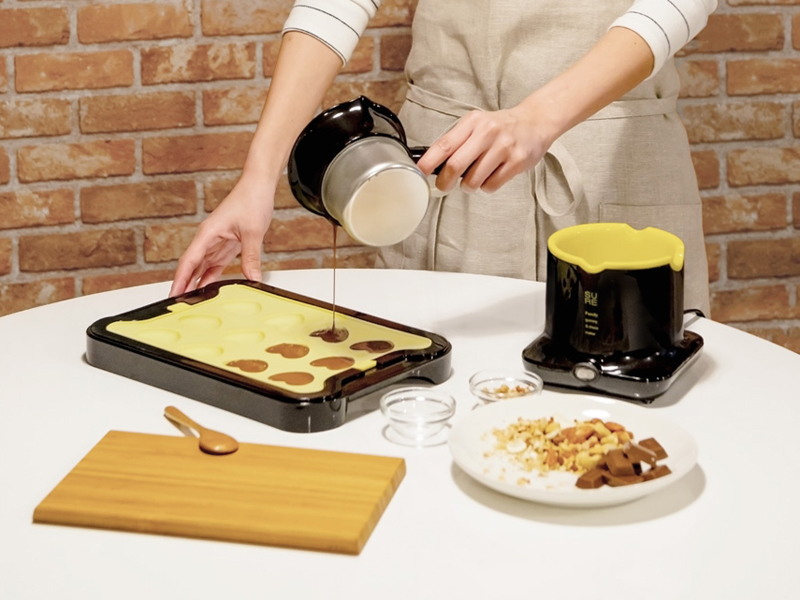 自家製グミが手軽に楽しめる「グミ&チョコメーカー」 - 家電 Watch