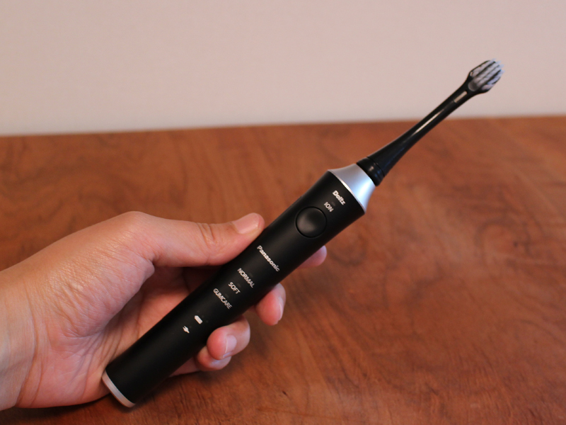 家電製品ミニレビュー】2分クイックチャージなど、機能もデザインも