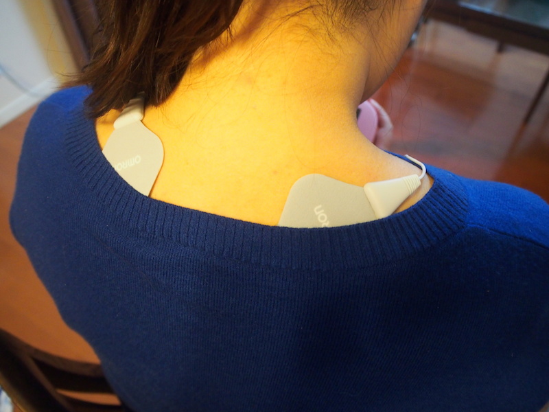 家電製品ミニレビュー】1台でお灸とマッサージ!? 温熱低周波治療器で