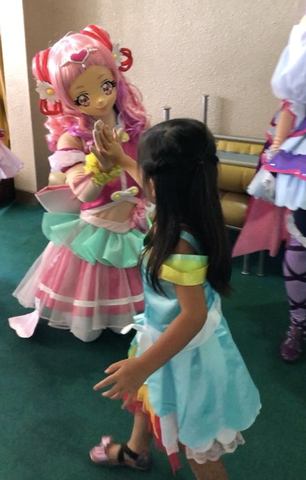 941のイクメン徒然 キュアエールとハイタッチ プリキュアの全国ツアーで踊り狂う娘を見守る 家電 Watch