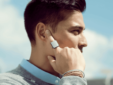 スマホの音声操作と通話ができ 各種着信通知も受け取れる 指輪型スマートデバイス 家電 Watch