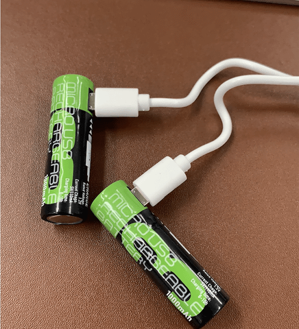 Usbケーブルで充電できる単三形ニッケル水素電池 家電 Watch