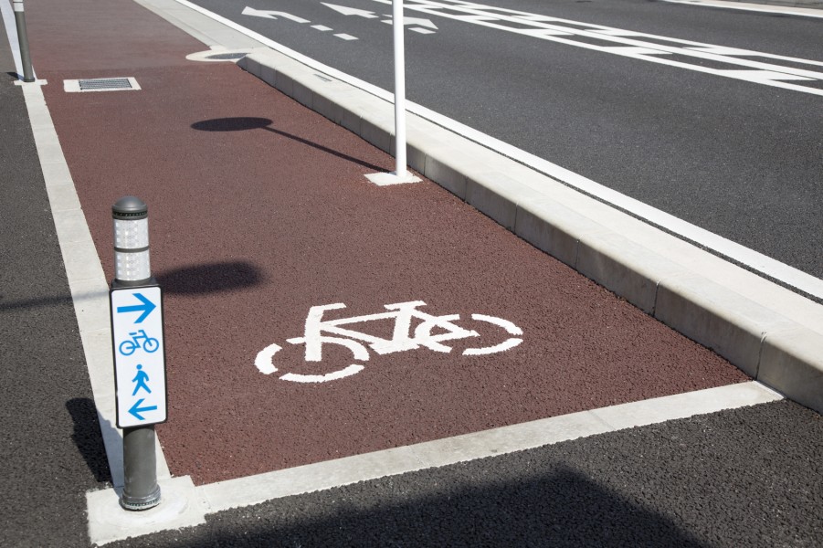 自転車通行可 歩道があるのに 自転車通行義務