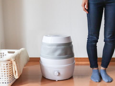 サンコー コンパクトに折り畳んで収納できる小型の電気洗濯機 家電 Watch