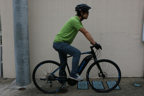 ジャイアントのクロスバイクタイプe Bike Escape Rx E の実力を体感 家電製品レビュー 家電 Watch