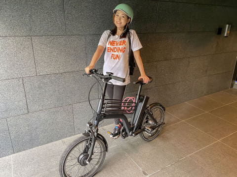 ロードバイク女子がe Bikeデビュー Besvセカンドブランド Votani のミニベロ H3 は街乗りにピッタリ E Bike試乗レビュー 家電 Watch