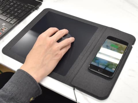 サンコー スマホのワイヤレス充電ができるマウスパッド 電子メモ機能も 家電 Watch