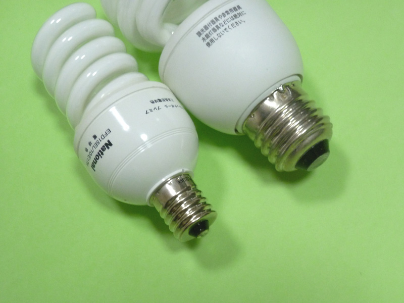 やじうまミニレビュー ネオテックジャパン 口金変換アダプタ E17をe26へ 30mm 家電 Watch