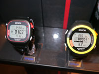 エプソン、ランニングを記録する腕時計型GPS機器「Wristable GPS