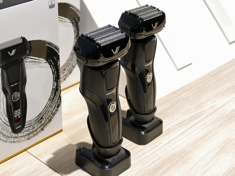 泉精器 ひとなででスッキリ 同社初の5枚刃を採用した Vシリーズシェーバー 家電 Watch