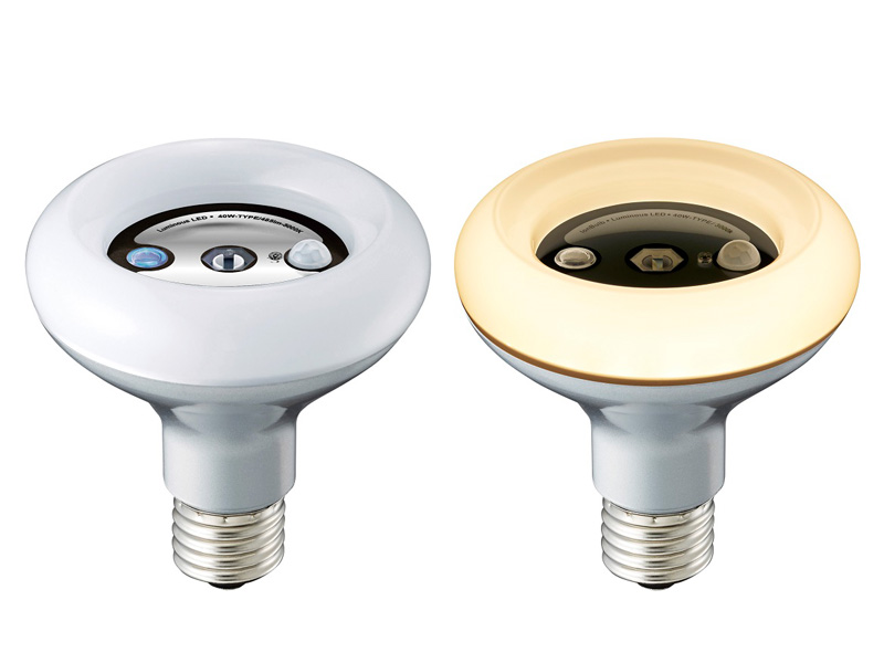 ドウシシャ、トイレや洗面所に適したLED電球「消臭してくれる電球