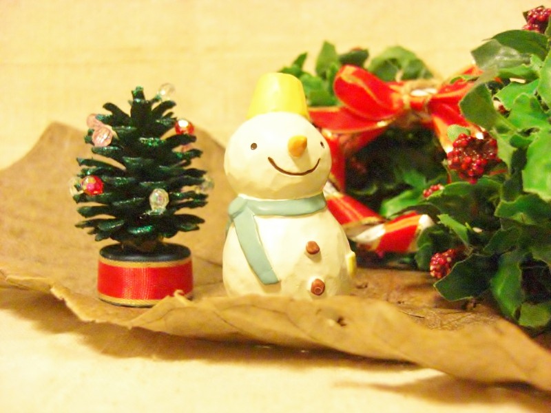 暮らし 松ぼっくりで作るミニクリスマスツリー 上手に キレイに 作るコツ 家電 Watch
