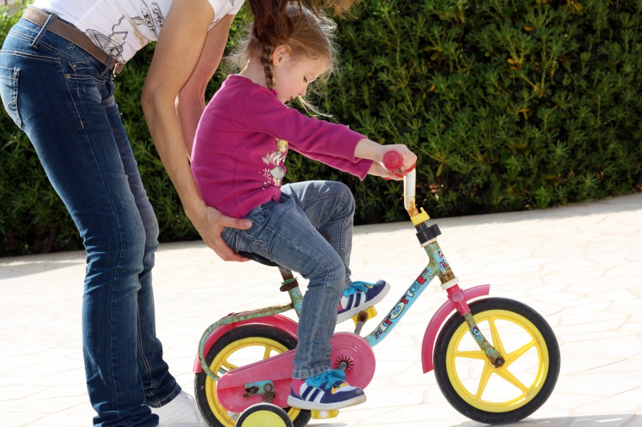 暮らし】子どもの「自転車」補助輪ナシで乗れるようになるための