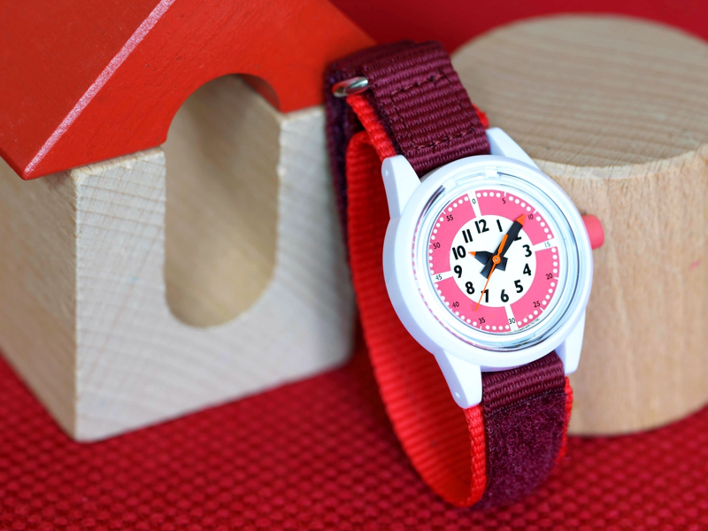 TiCTAC、小さな子どもが読みたいと思うデザインの子ども用腕時計