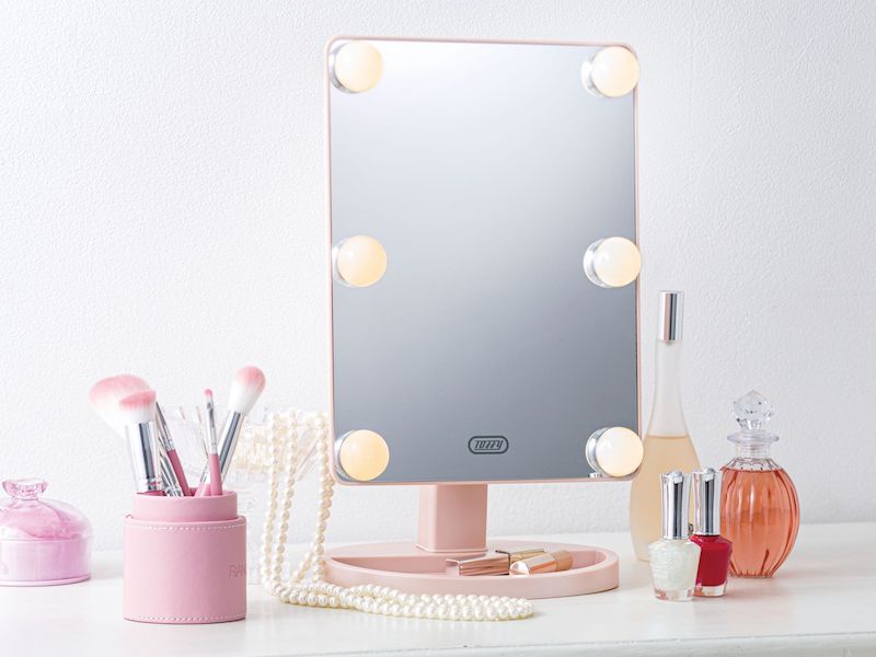 ラドンナ、ムラなくメイクができるLEDライト付きミラー - 家電 Watch