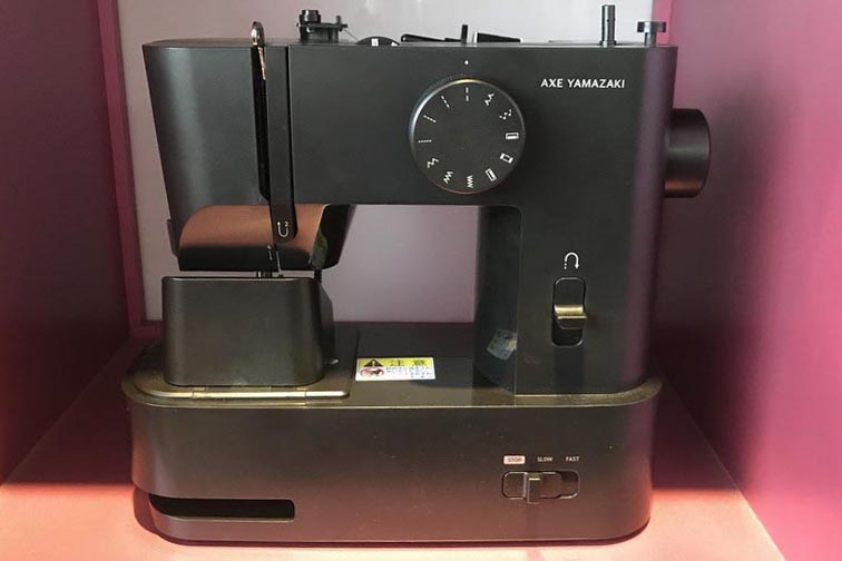 デザイン3賞を総なめ、シンプルに使える「子育てにちょうどいいミシン