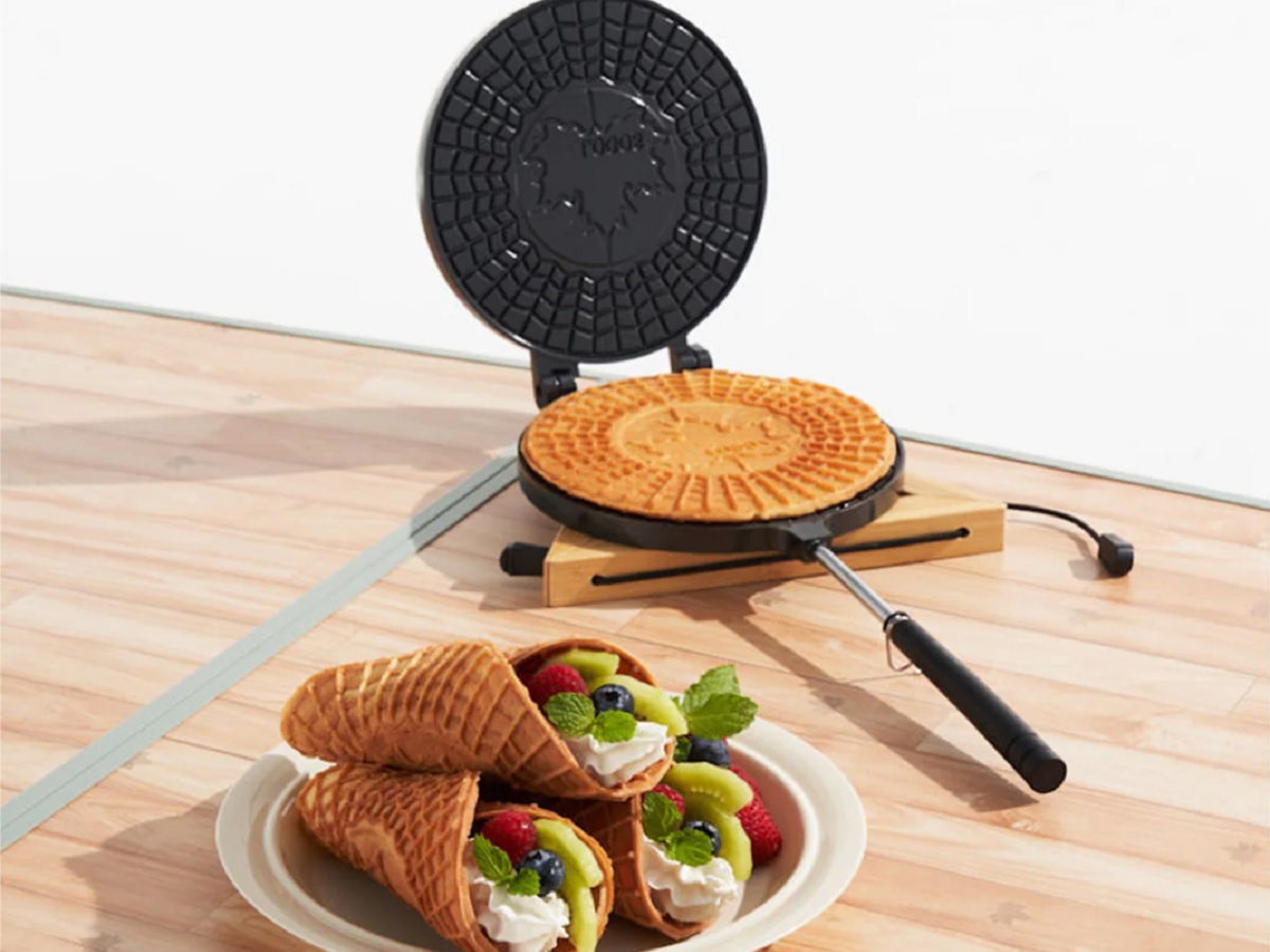 ニトリ、LOGOSのホットサンドパン。ワッフルやゴーフレット用も - 家電