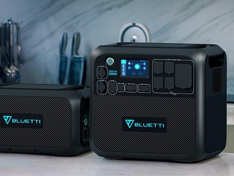 容量を拡張できる2,048Whのポータブル電源。16機器を同時充電