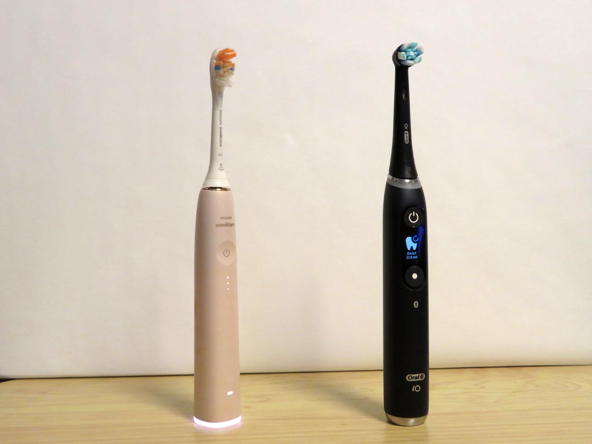 電動歯ブラシの最上位機は何が違う? オーラルBとソニッケアーを使って 