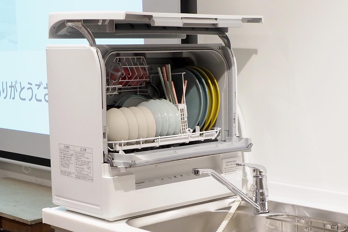 Panasonic パナソニック食器洗い乾燥機（スリム食洗機）NP-TSK1-W-