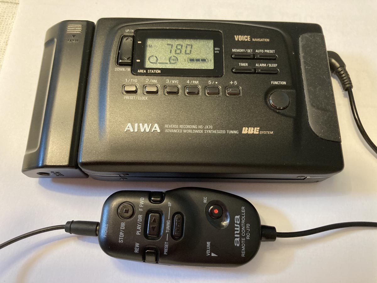 思い出家電】AIWAのカセットレコーダー「HS-JX70」 - 家電Watch