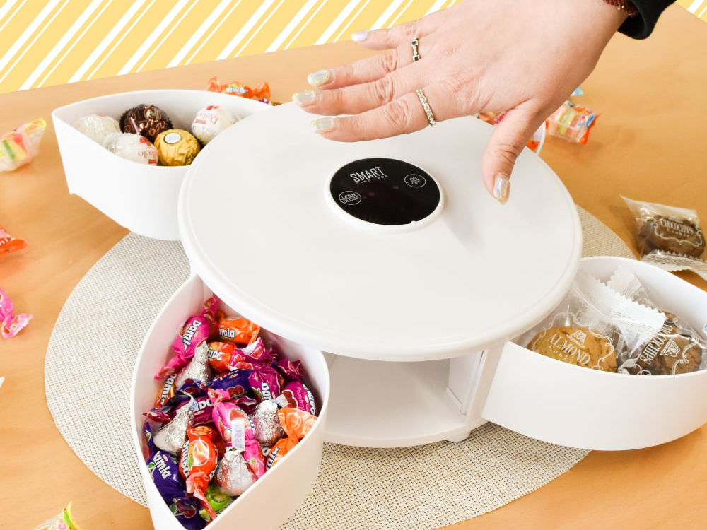 サンコー、手をかざすとお菓子が出てくる収納ボックス - 家電 Watch