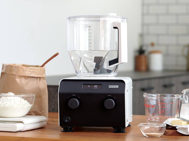 エムケー精工　粉ねり機　KN-61　手作りパン エムケー精工、こだわりのパン作りをサポートするこね機や発酵器