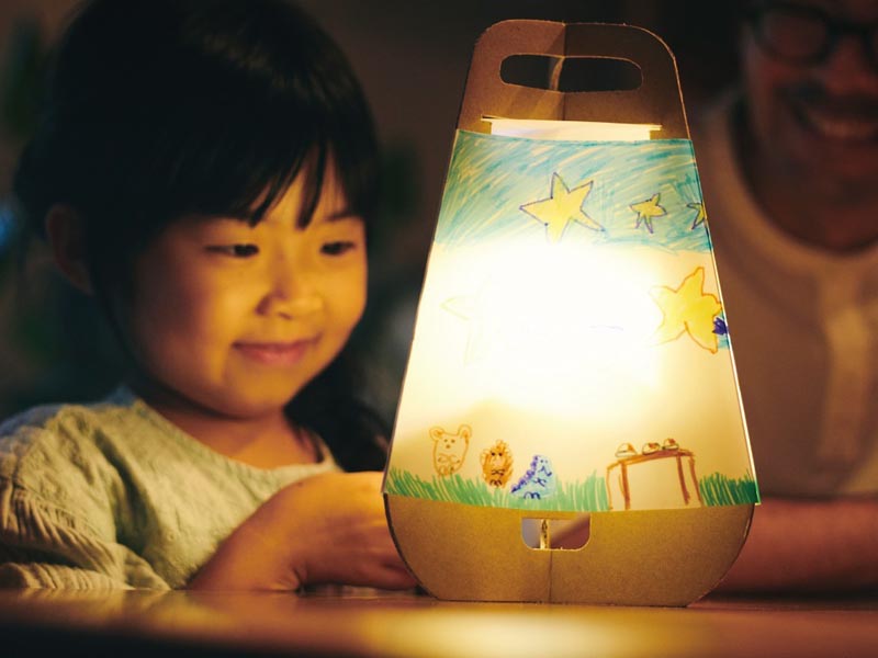 蔦屋家電、シェードに絵を描ける防災ランタン - 家電 Watch
