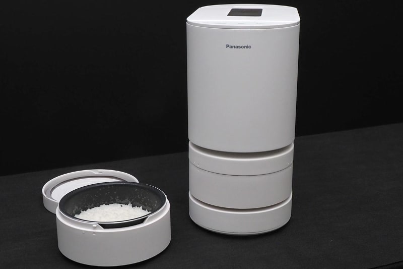パナソニック、米と水を自動計量する炊飯器の発送を延期 - 家電 Watch