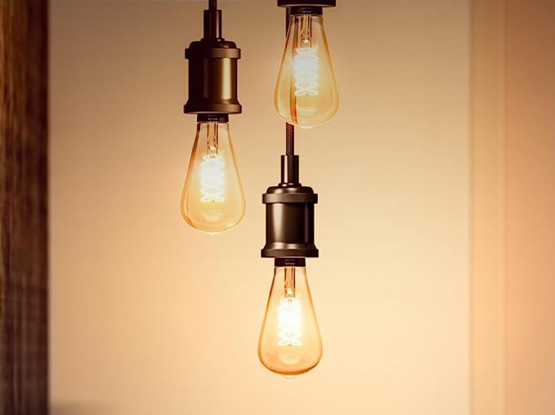 Philips Hue照明で初、レトロなフィラメントタイプのスマート電球 