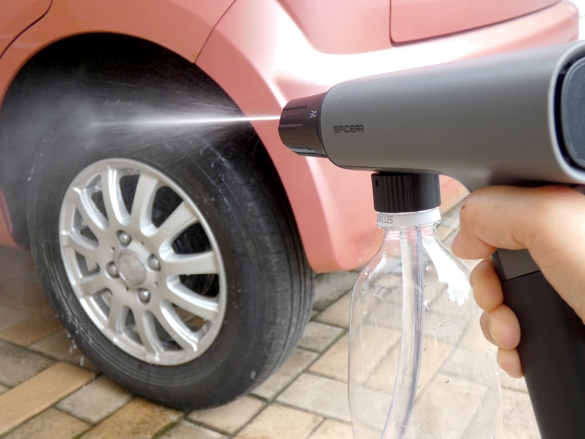 水道とコンセント不要な洗浄機、わが家で活躍! 掃除も水やりも楽しい