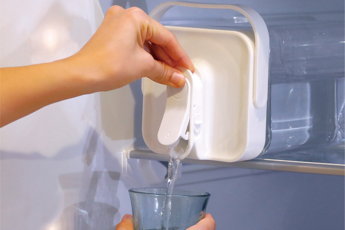 冷蔵庫に入れたまま飲み物注げるサーバー、シービージャパン - 家電 Watch