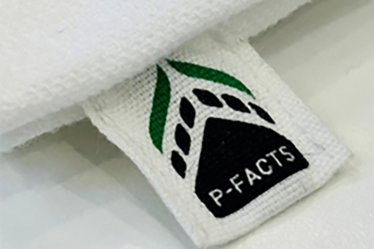 スマホかざすと特典など表示するRFIDタオル 万博で発売 - 家電 Watch