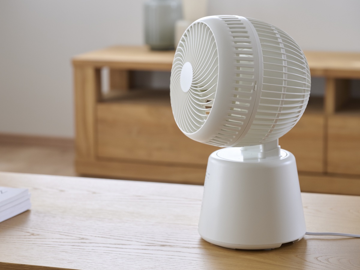 デジタル温度表示 サーキュレーター ホワイト デジタル温度表示 サーキュレーター ホワイト DCサーキュレーター 20畳