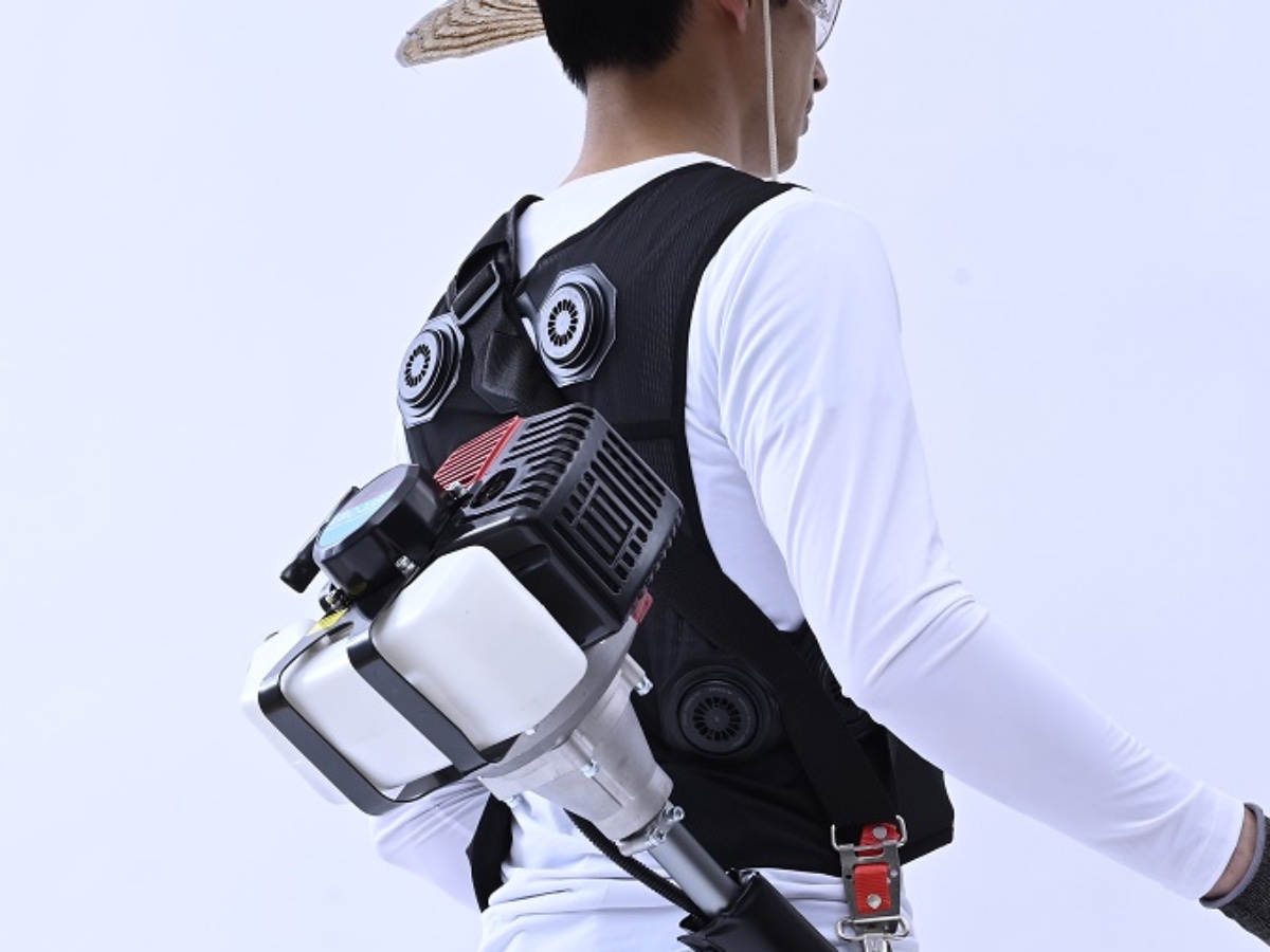 山善、ファン付きウェアの中に着る冷たいベスト - 家電 Watch