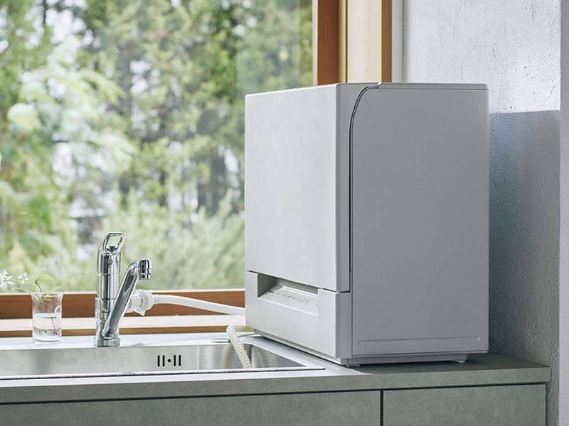 パナソニックのスリム食洗機 2人分の食器とフライパン洗える - 家電 Watch