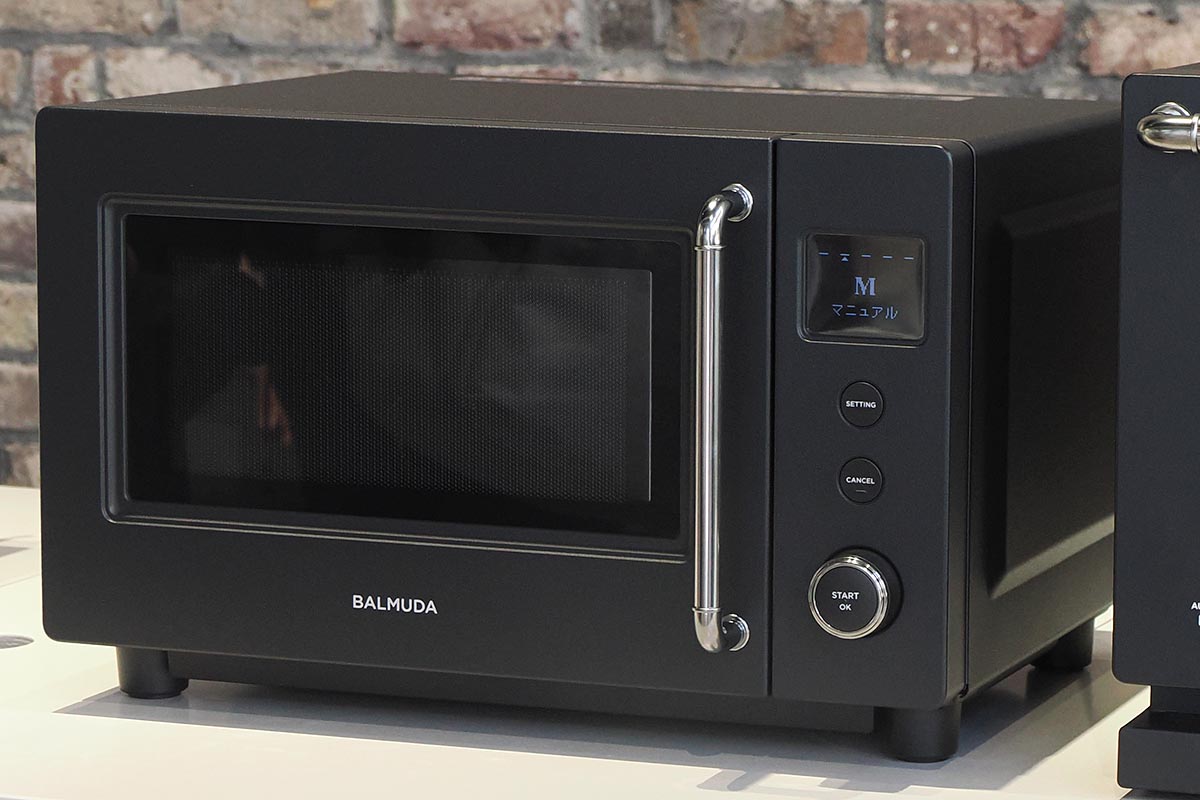 21年製 バルミューダデザイン　オーブンレンジ　ブラック　031 バルミューダからシンプルな電子レンジ登場 - 家電 Watch