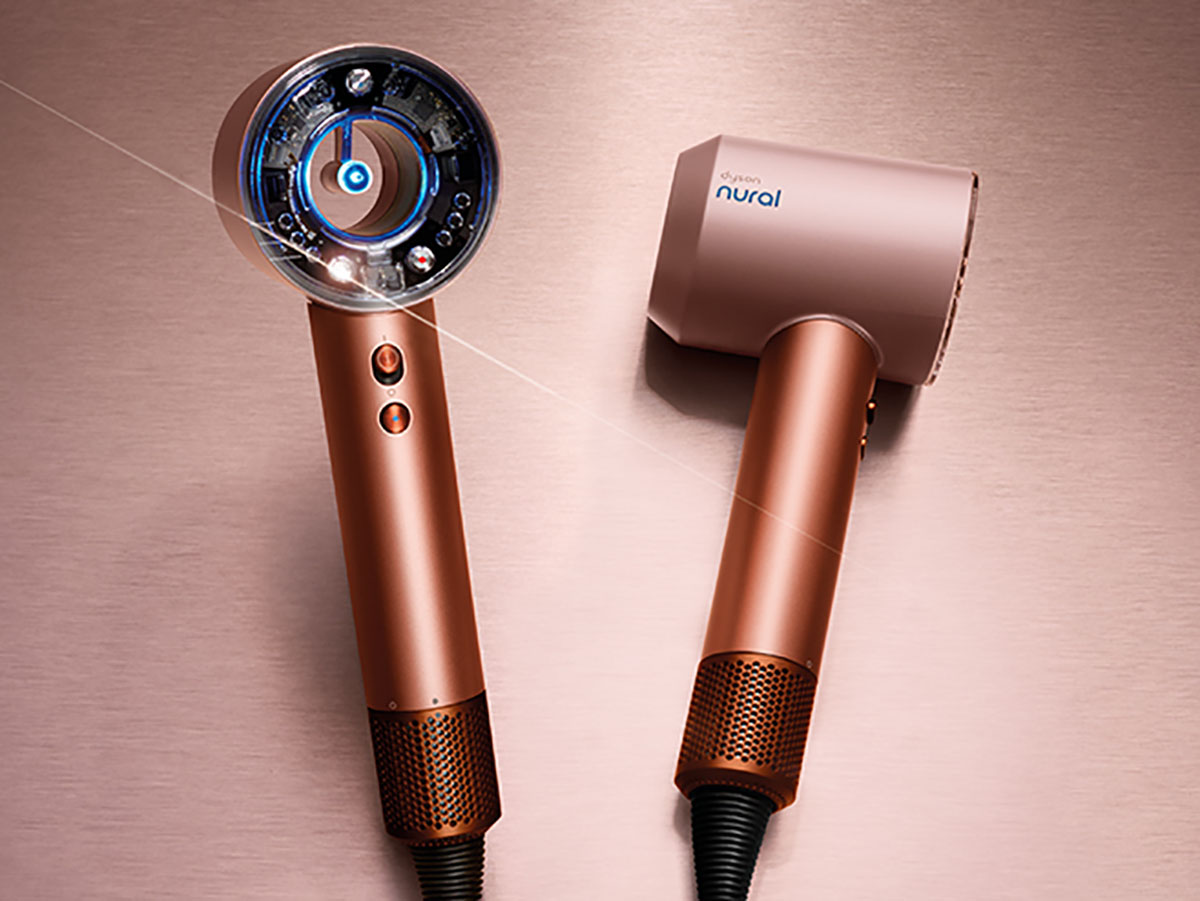 ❤︎Dyson ドライヤー❤︎ ピンク　限定カラー ずっと愛用してるDyson Supersonic™ヘアドライヤーの日本限定カラー