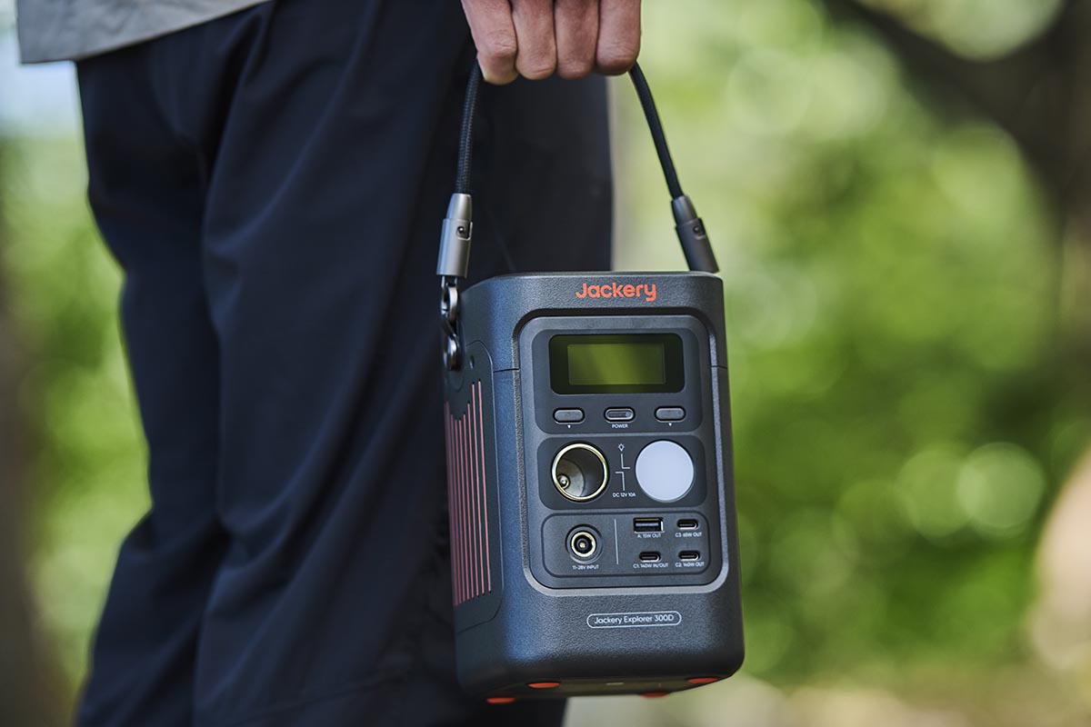 最大55%オフでJackeryポータブル電源が買える! Amazonブラック