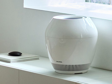バルミューダの新しい加湿器Rainがつくる心地よい空間とは - 家電