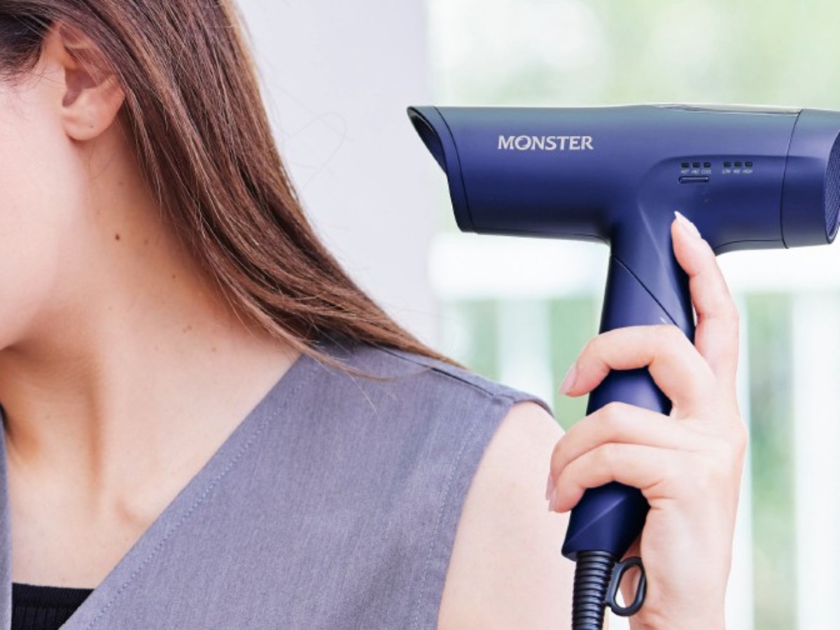 腕が疲れにくいヘアドライヤー 速乾と軽さ両立 - 家電 Watch