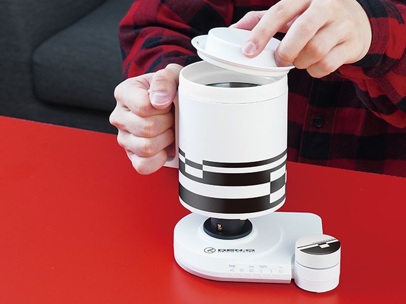 仮面ライダー電王の湯沸かしマグ デンライナー食堂車イメージ - 家電 Watch