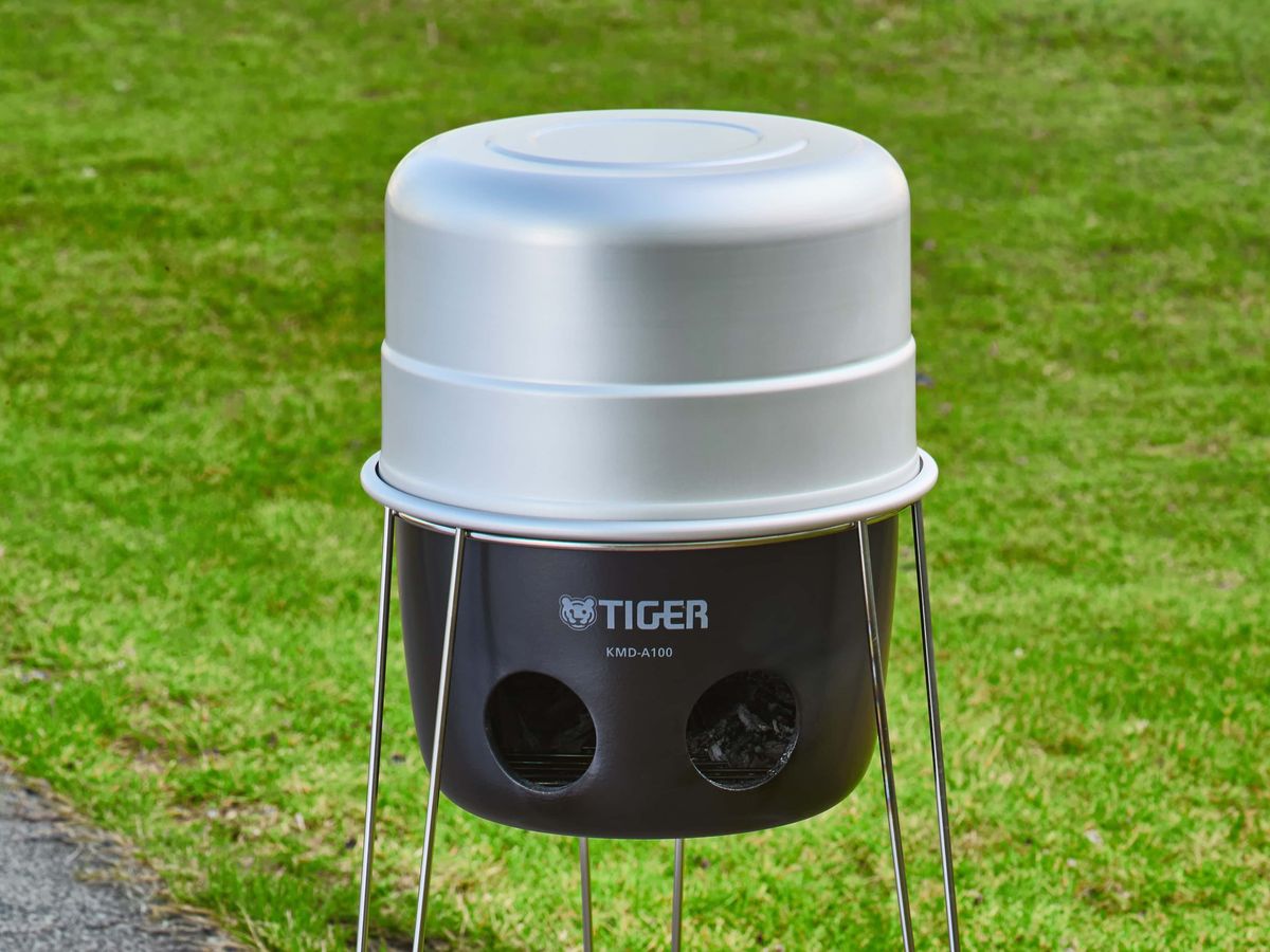 新聞紙で炊けるタイガー炊飯器に、便利なスタンドとカバー - 家電 Watch