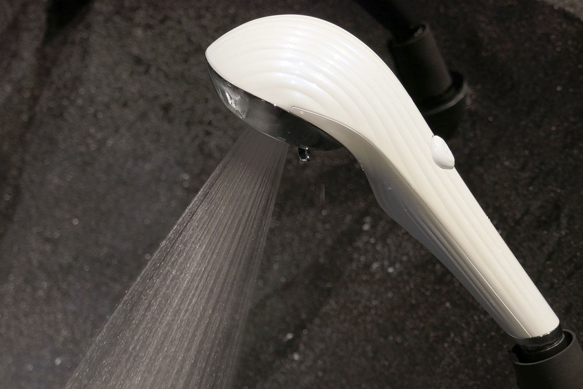 ReFaシャワーヘッドでトリートメント浸透しやすく 節水も - 家電 Watch