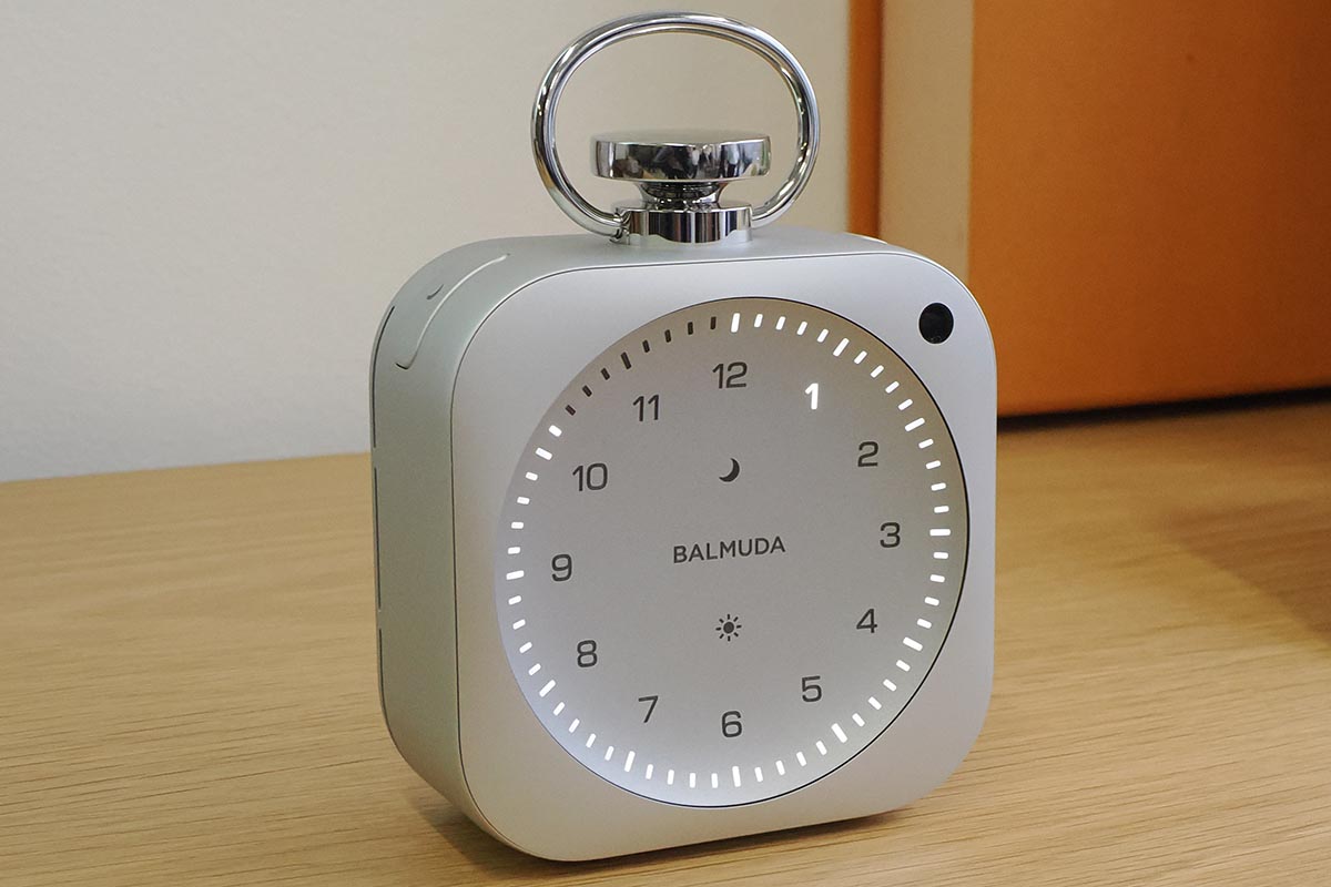 き*ち様 Black Weirdos 置き時計 バルミューダ新製品は時計。リラックス時間を生むThe Clock - 家電 Watch